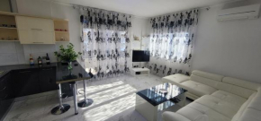 Flag Apartment
